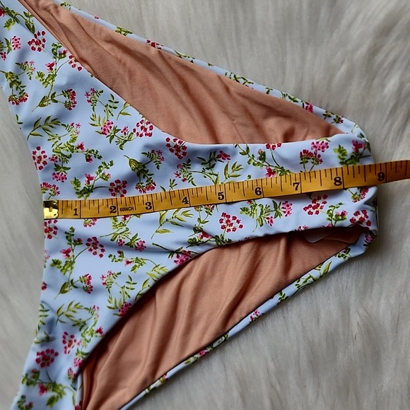 J. CREW Curved-Waist Cheeky Bikini Bottom Cloud Meadow Floral Women's MEDIUM NWT - Picture 6 of 12